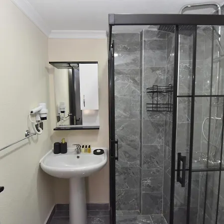 Royalis Boutique Hotel